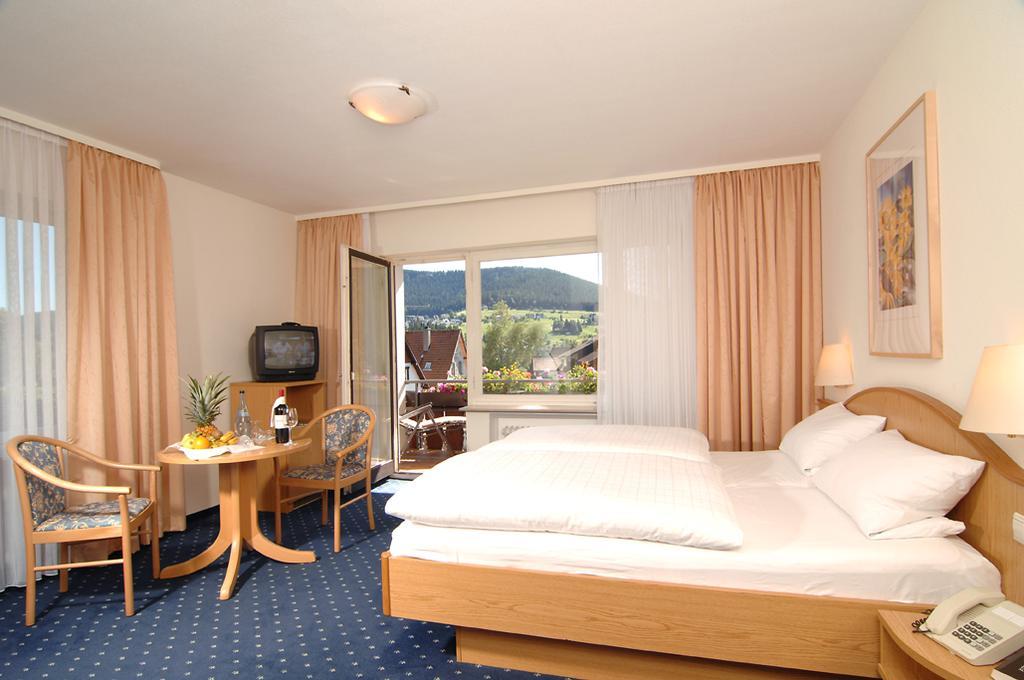 Hotel Birkenhof Baiersbronn Quarto foto