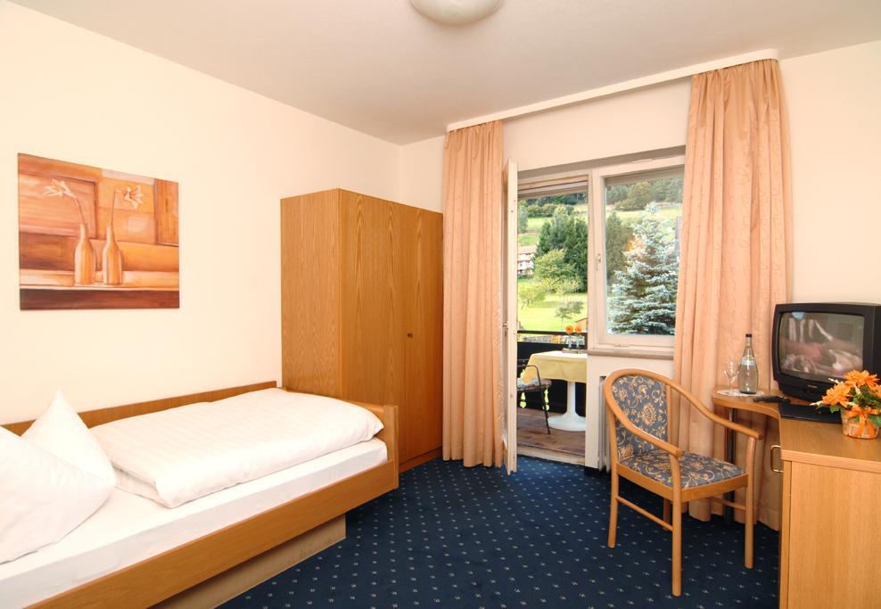 Hotel Birkenhof Baiersbronn Quarto foto